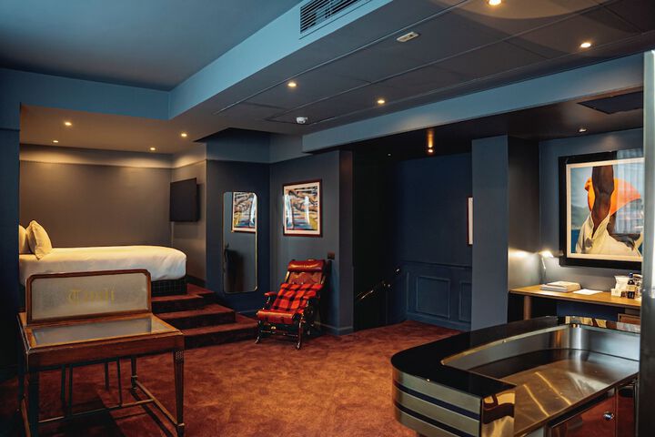 Room 67 of 120