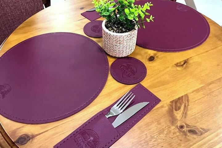 Dining 17 of 25