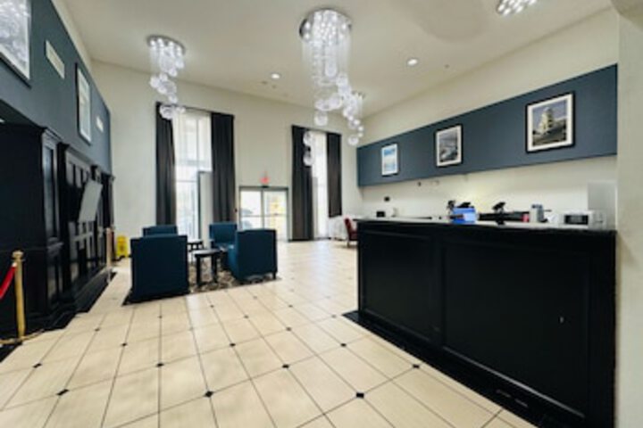 Hotel Interior 19 of 213