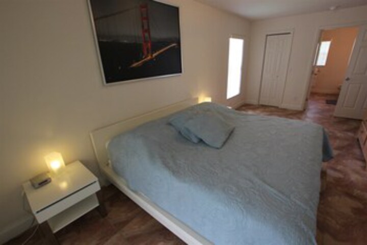 Room 15 of 21