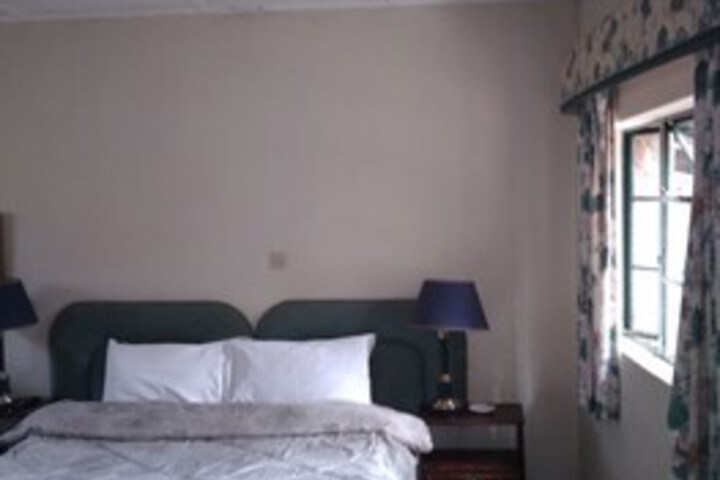 Room 21 of 52