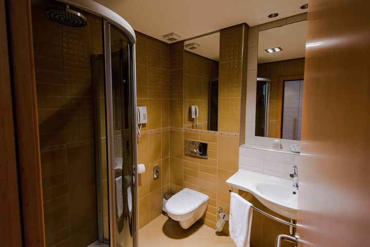 Bath Photo