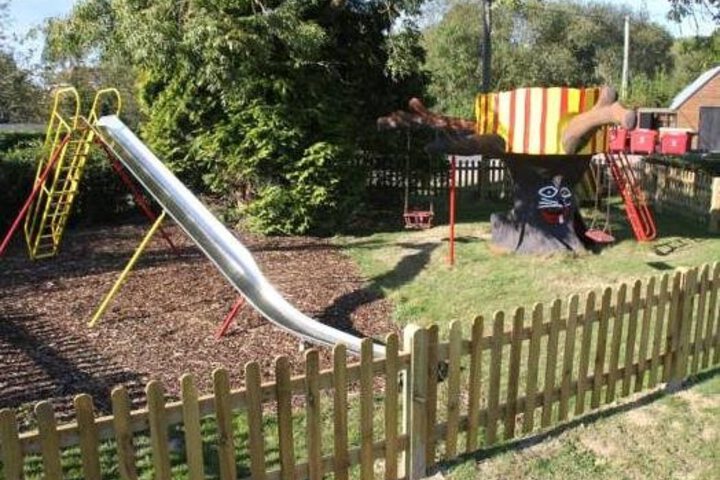 Photo 9