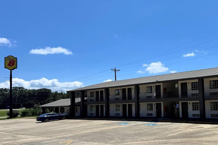 Hotel 38 of 40