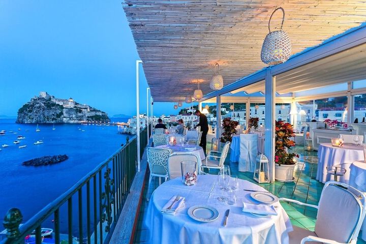 Dining Photos