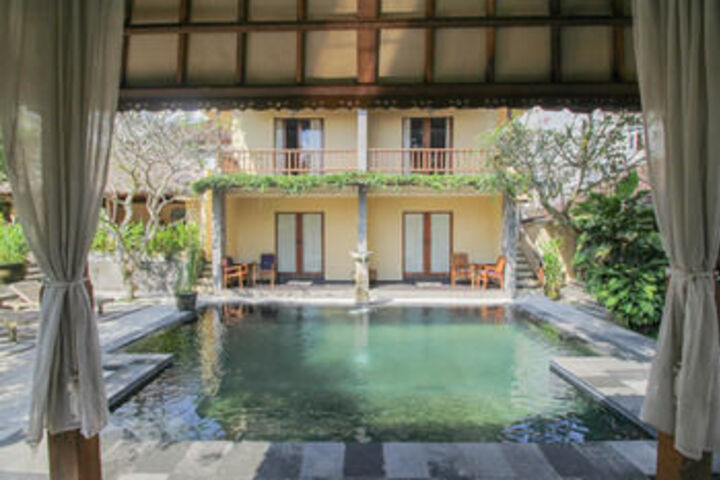 Pool 19 of 26