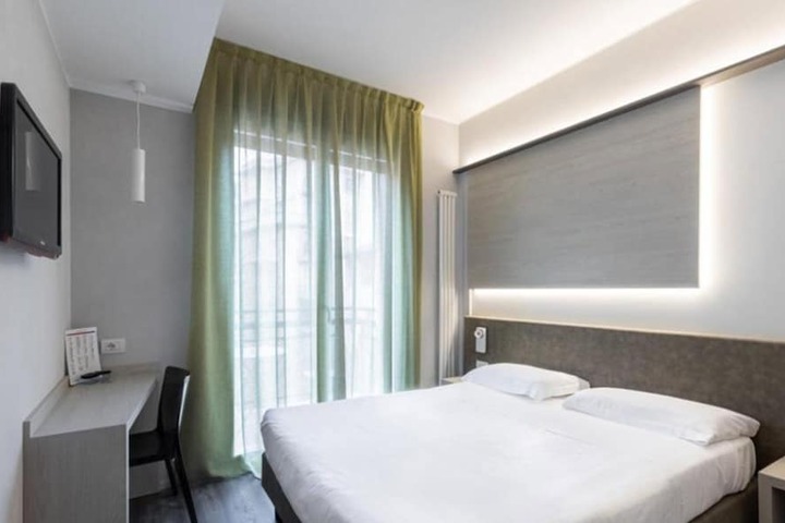 Room 33 of 101