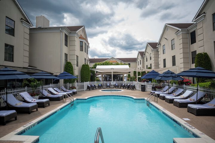 Pool 40 of 69
