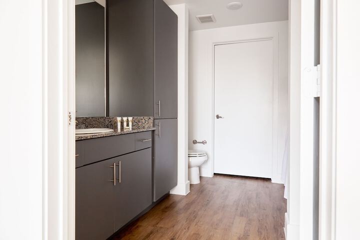 Airy Pleasant Valley Suites by Sonder in Austin, TX