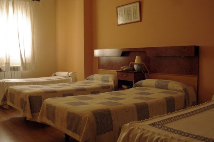 Room 5 of 66