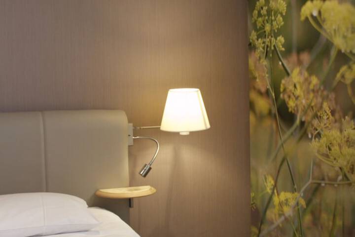 Room 9 of 46
