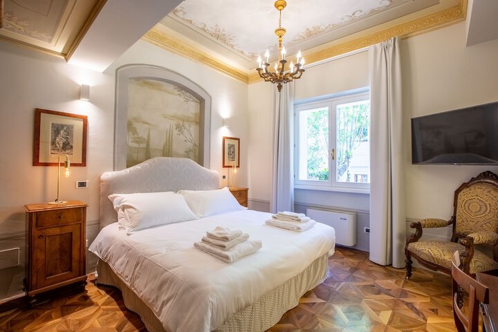 Room 40 of 90