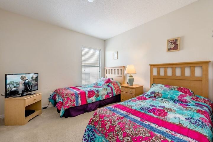 Room 28 of 414
