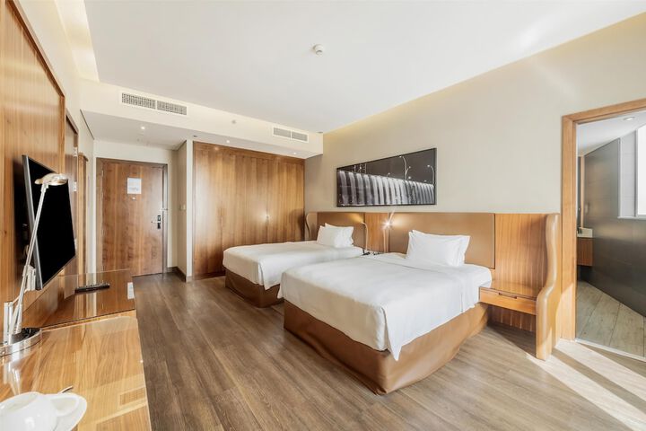 Room 57 of 260