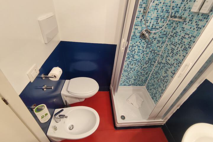 Room 111 of 144