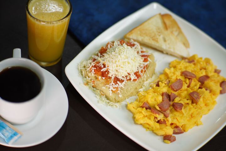 Breakfast/Coffee Service 27 of 30