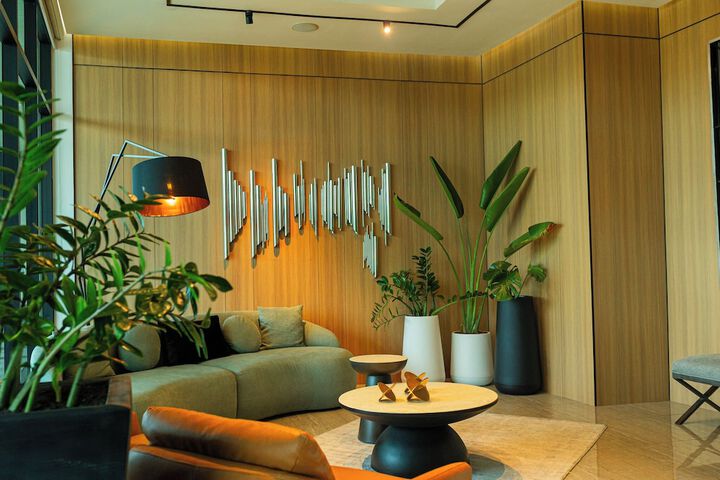 Hotel Interior 8 of 152