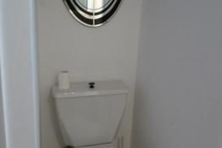 Room 9 of 22