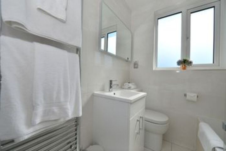 Room 3 of 22