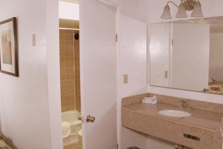 Room 20 of 26