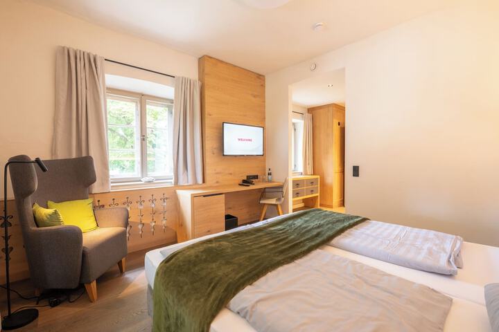 Room 14 of 53