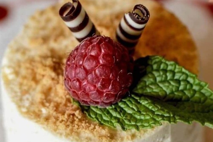 Dining Photos