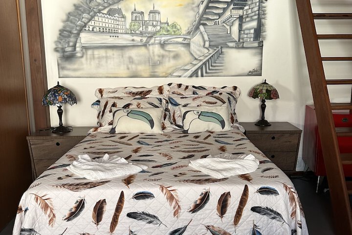 Room 35 of 180