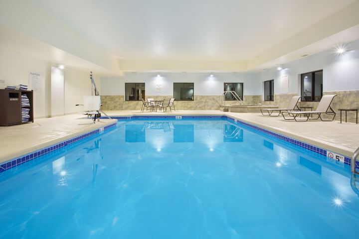 Pool 19 of 50