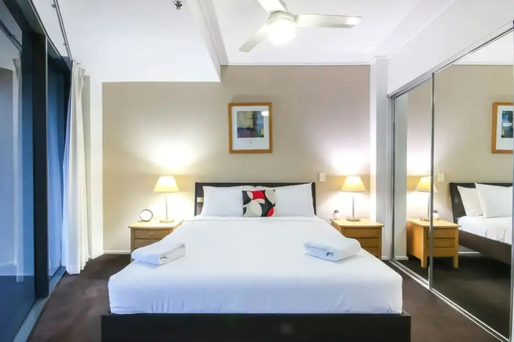 Room 3 of 23