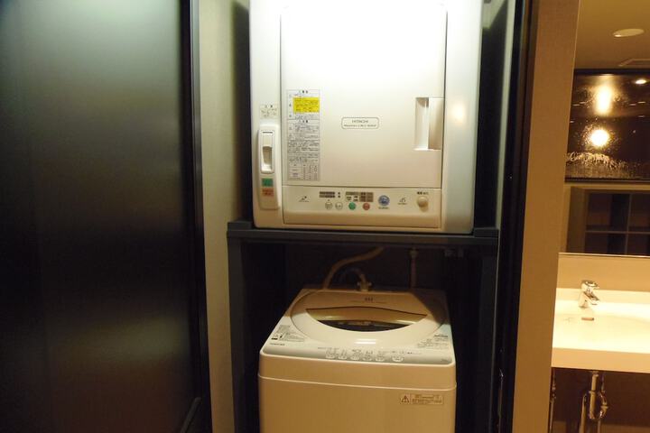 Room 14 of 19