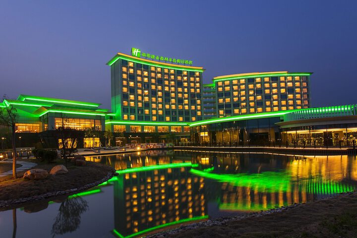 Hotel 84 of 89