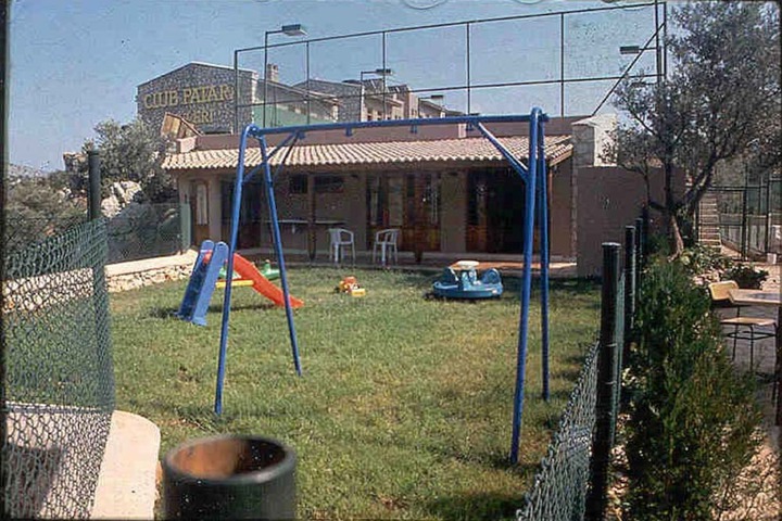 Childrens Activities 74 of 105