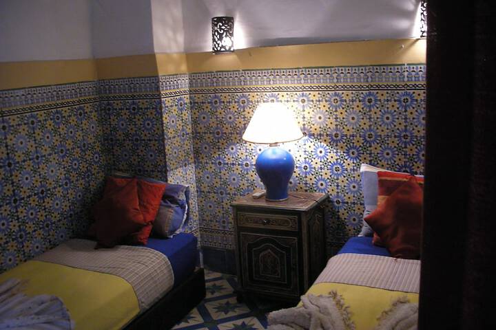 Room 16 of 22