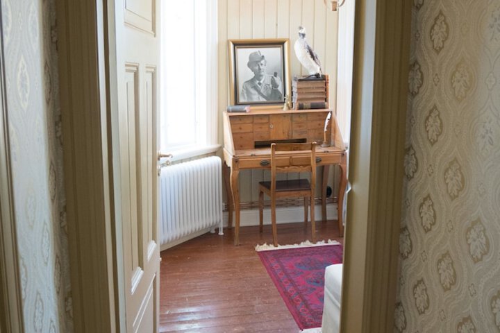 Room 35 of 69