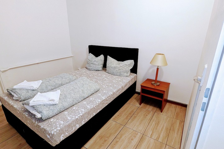 Room 58 of 150