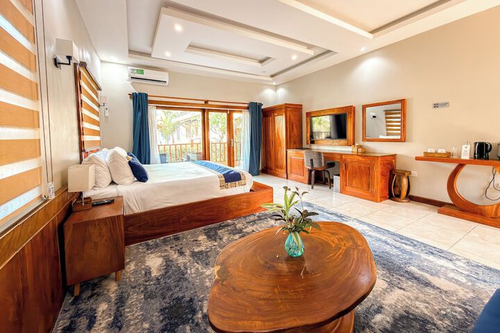 Room 11 of 71
