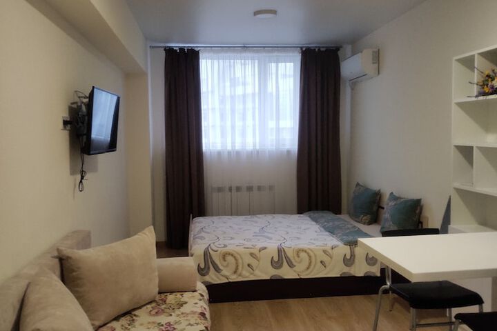 Room 96 of 128