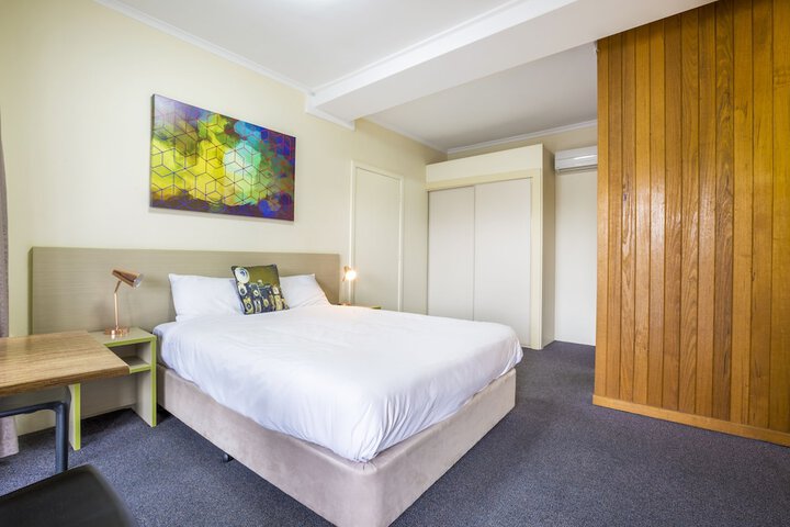 Room 21 of 58