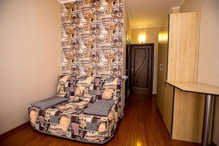 Room 47 of 95