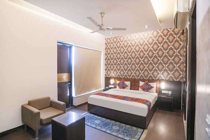 Room 14 of 26
