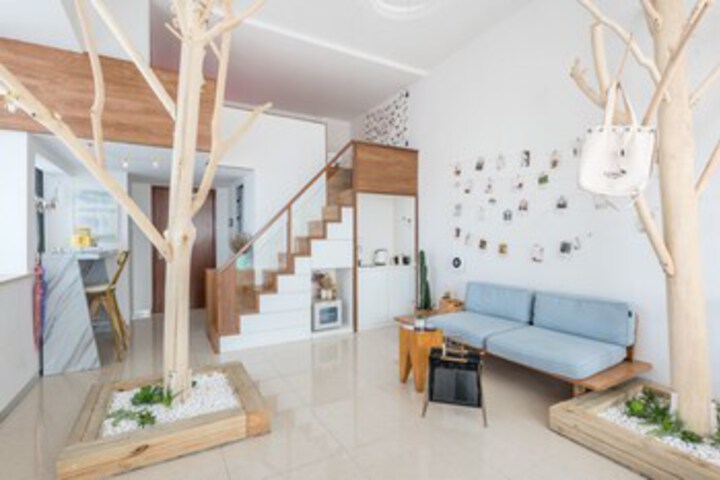 Room 33 of 60