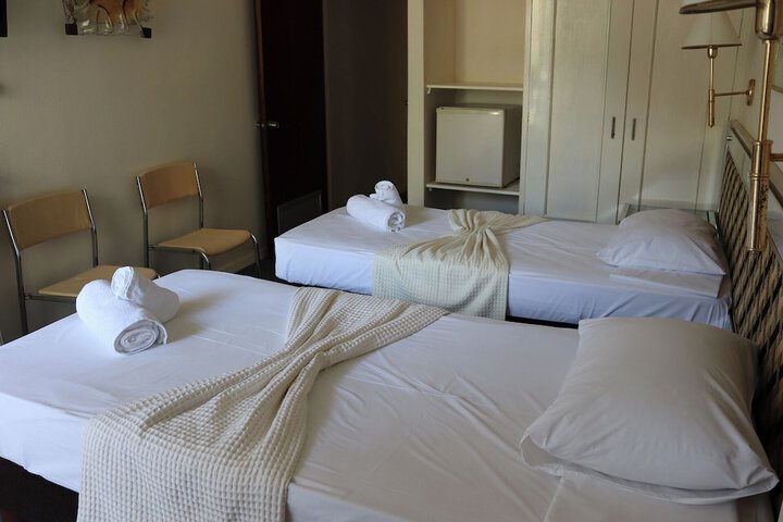 Room 76 of 261