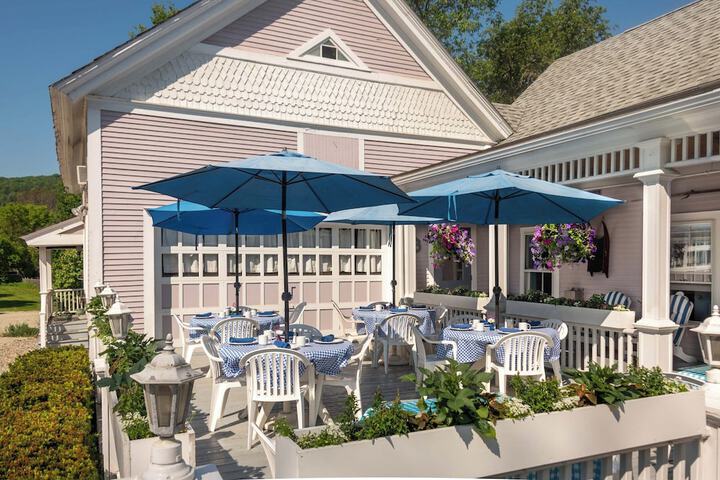 Terrace/Patio 38 of 41