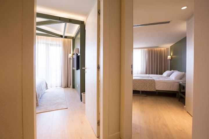Room 20 of 167