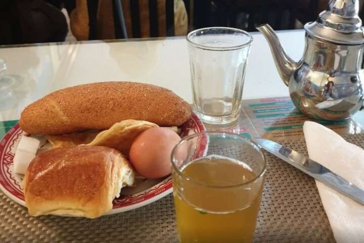 Breakfast/Coffee Service 25 of 34