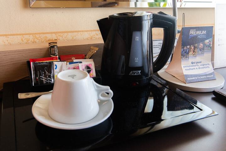 Breakfast/Coffee Service 28 of 61