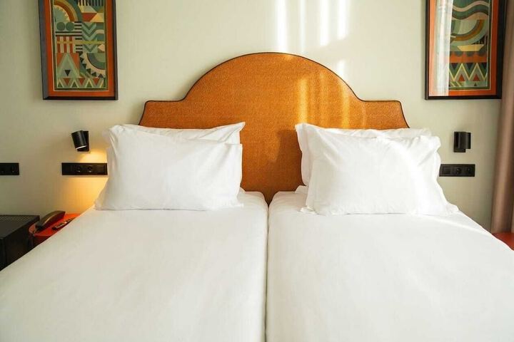Room 36 of 51