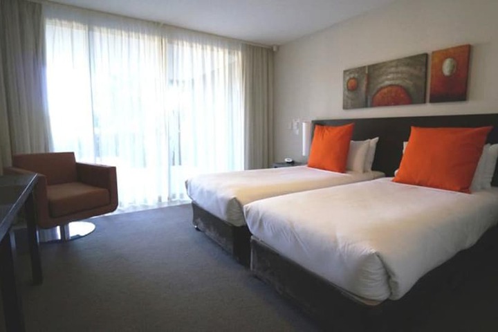 Room 6 of 50