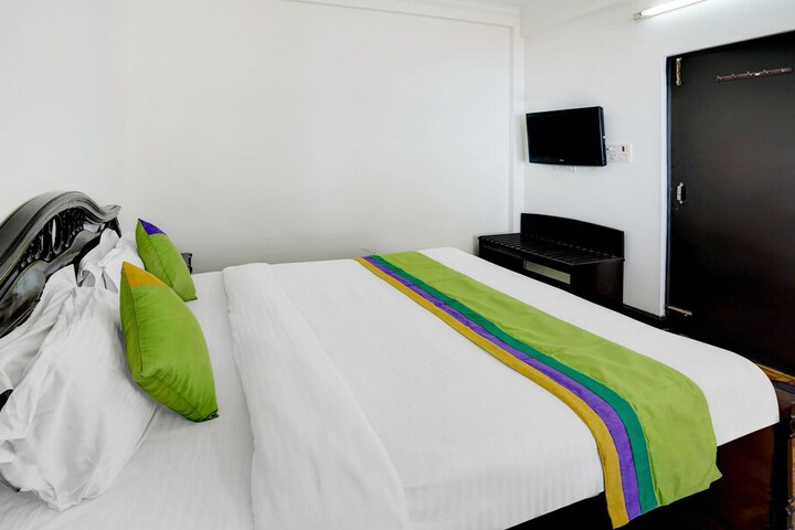 Room 20 of 37