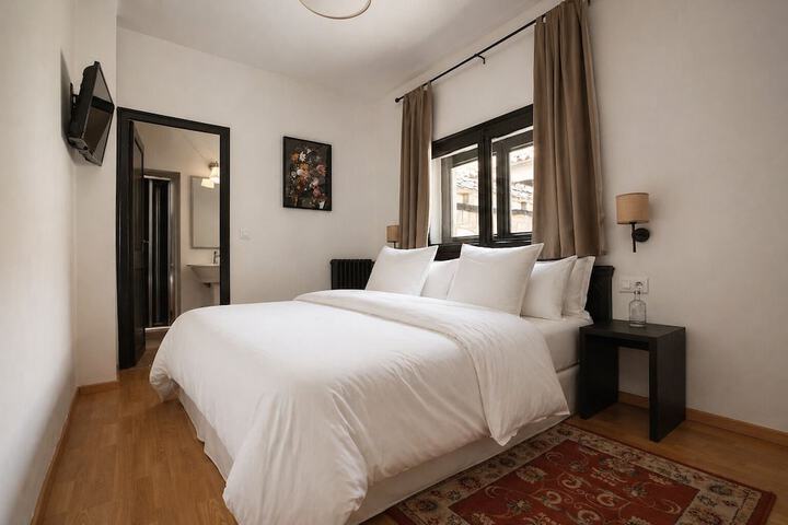 Room 12 of 40